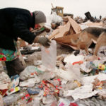 Submergée de déchets, Moscou étouffe
