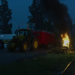 Huile de palme : pourquoi les agriculteurs bloquent les dépôts de carburant