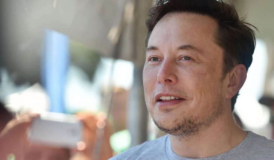Tesla promet de mettre 1 million de taxis autonomes sur les routes d’ici 2020