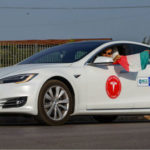 Cette Tesla Model S « consomme » moins d&rsquo;un litre aux 100