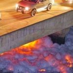 En Inde, ce lac est tellement chargé en produits chimiques qu&rsquo;il prend feu
