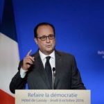 François Hollande veut limiter les mandats dans le temps et faciliter le référendum