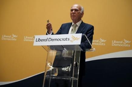 Grande-Bretagne: Vince Cable, nouveau chef des Libéraux démocrates, veut un « exit du Brexit »