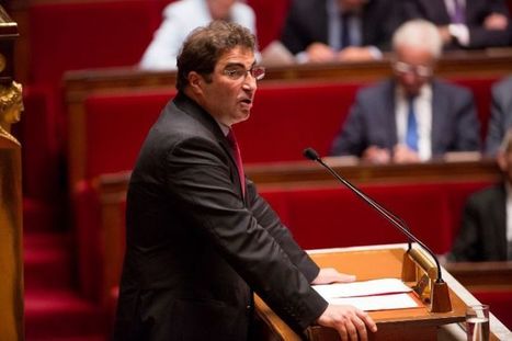 La Loi travail est adoptée