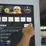 McDo prêt à remplacer ses salariés par des robots