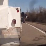 Une Tesla en pilotage automatique évite une collision
