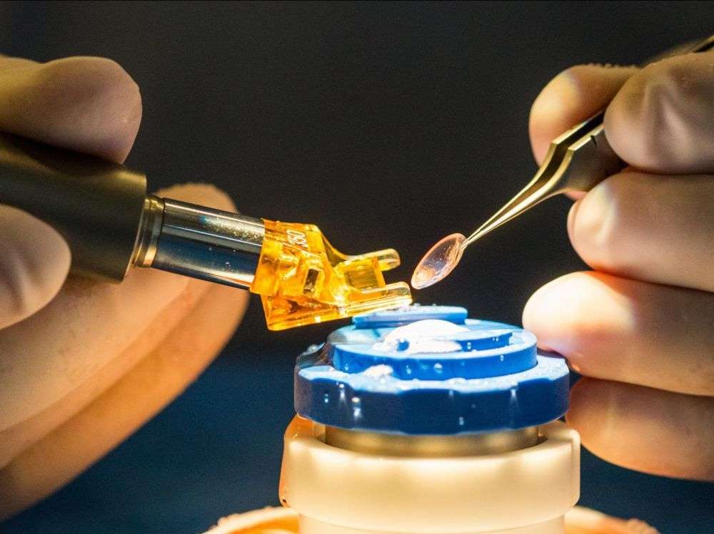 Première régénération de la cornée par des cellules souches