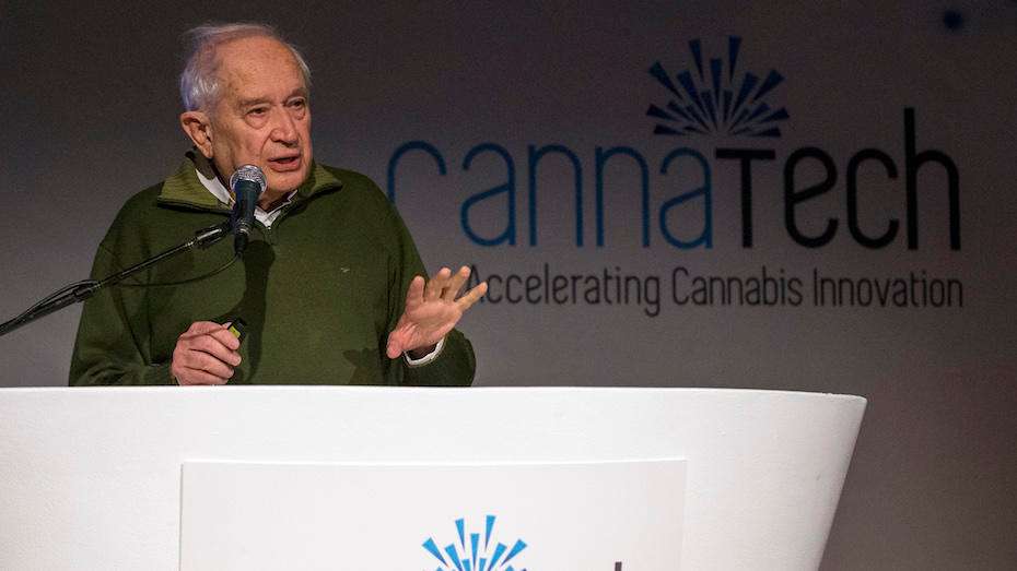 Le chercheur qui a découvert le THC vient de créer de l’acide de cannabis