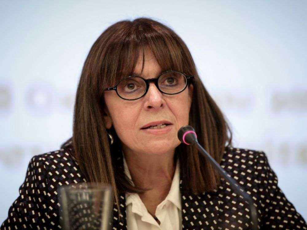 La Grèce élit sa première femme présidente de la République