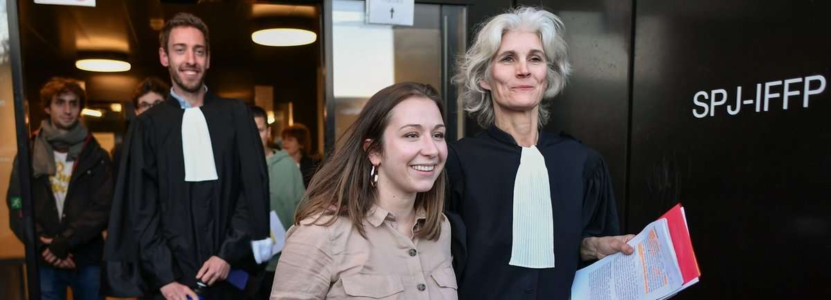 Les manifestants pour le climat mettent Credit Suisse à terre