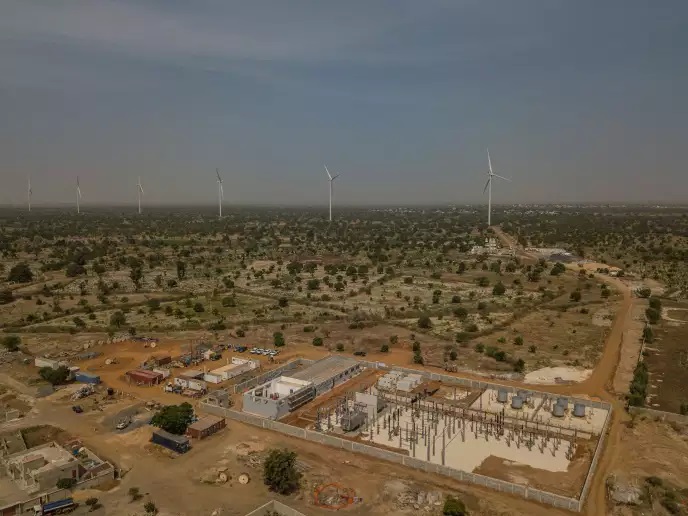 Les émissions mondiales de CO2 liées à l’électricité ont baissé de 2 % en 2019, une première en trente ans