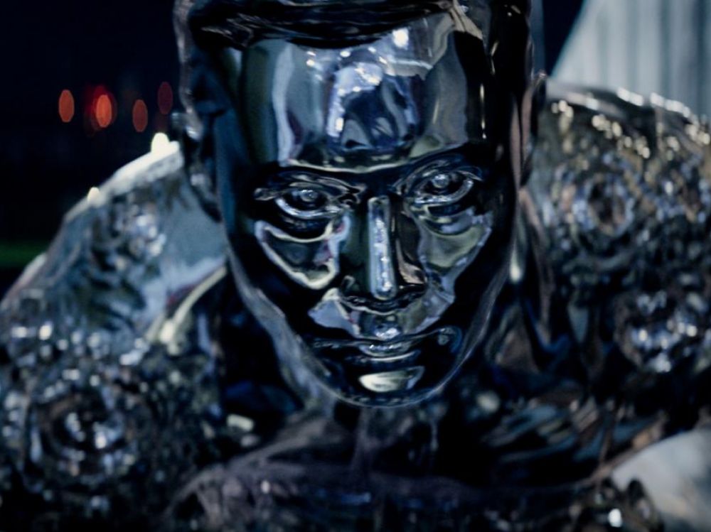 Un métal liquide capable de flotter sur l&rsquo;eau nous rapproche un peu plus des robots transformables