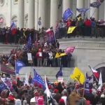 WASHINGTON: LES MANIFESTANTS PRO-TRUMP ENVAHISSENT LE CAPITOLE, LA SÉANCE AU CONGRÈS INTERROMPUE