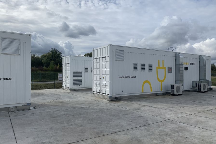 Renault réutilise ses batteries dans deux nouveaux projets de stockage d’énergie