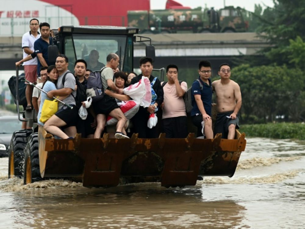 Inondations en Chine: au moins 56 morts, un typhon menace l&rsquo;est du pays