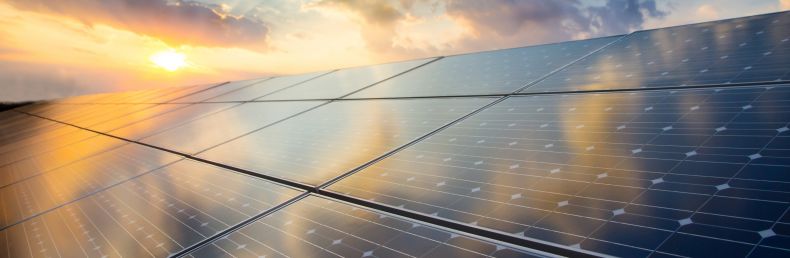COMBIEN DE PANNEAUX SOLAIRES FAUT-IL POUR ALIMENTER TOUTE LA PLANÈTE ?