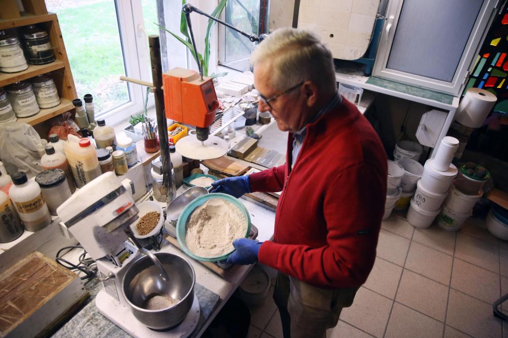 «C’est l’invention du siècle»: à Saint-Quentin, il met au point un procédé révolutionnaire qui crée une pierre en quelques heures