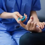 A la recherche d&rsquo;économies, le gouvernement se penche sur les maladies chroniques