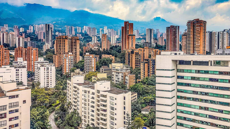 En Colombie, la ville de Medellín crée des « couloirs verts » pour rafraichir ses habitants