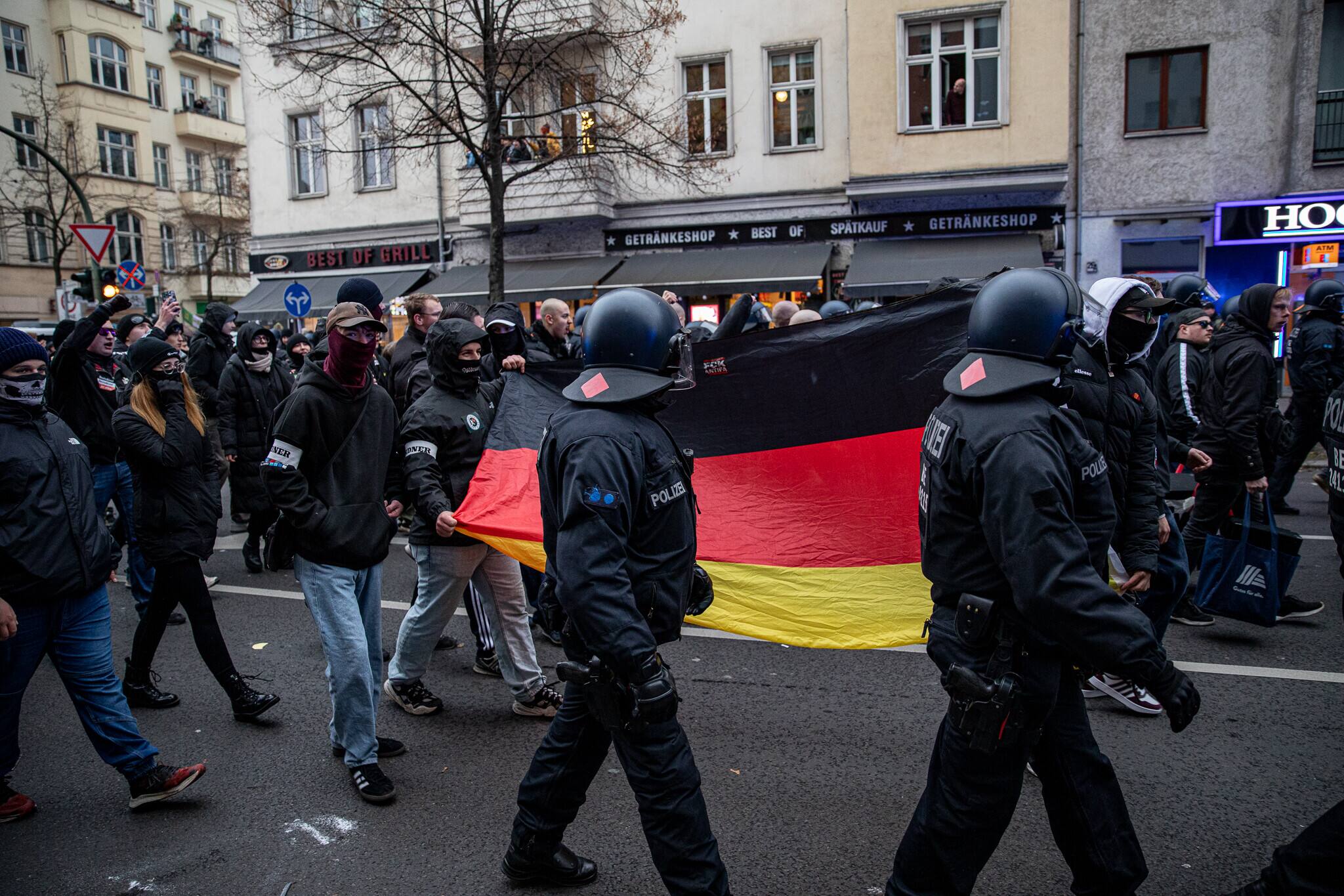 Rechtsextreme Straftaten 2024 auf neuem Rekordstand