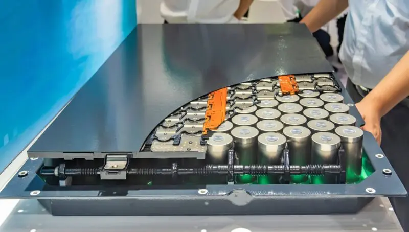 EV batteries may last 40 pct longer than previously thought, new study shows