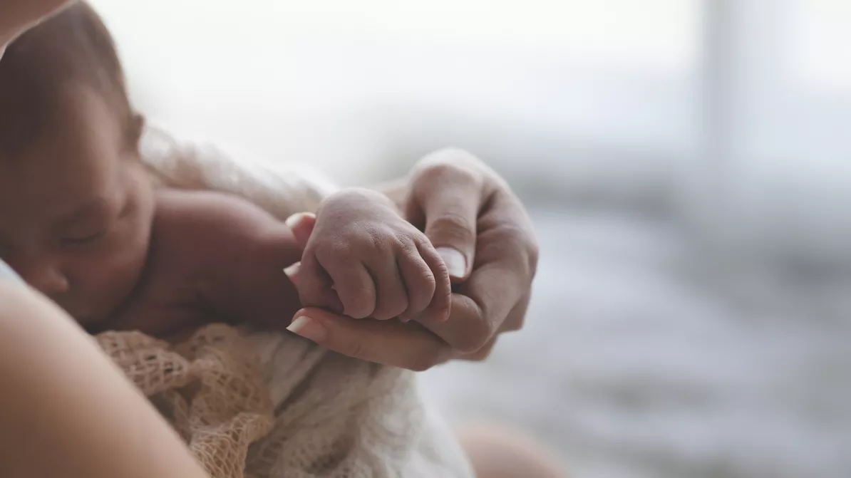 2700 bébés morts en 2024 : le taux de mortalité infantile continue d&rsquo;augmenter en France