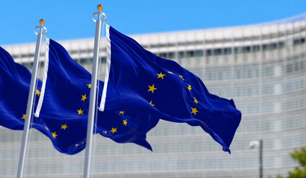 L’Europe encadre l’intelligence artificielle : Microsoft, Mistral AI et OpenAI prêts à signer…mais pas Meta !