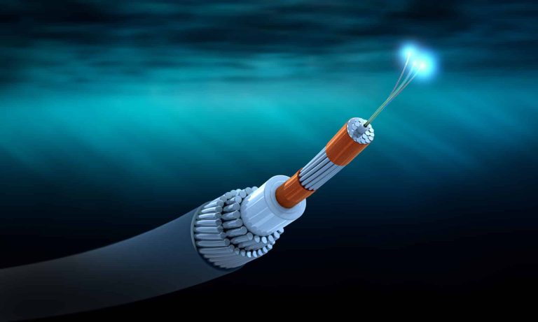 Ce câble géant sous la mer va révolutionner l&rsquo;énergie européenne – 725 km pour changer l&rsquo;histoire