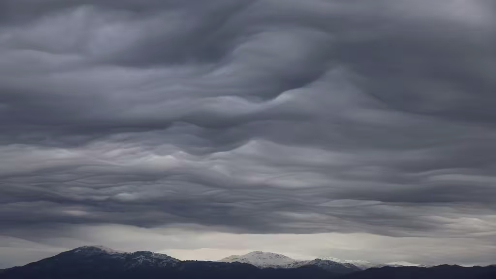 Jusqu&rsquo;à 140 tonnes de pesticides retrouvées dans les nuages, avec des concentrations supérieures aux limites fixées par l&rsquo;UE pour l&rsquo;eau potable, révèle une étude