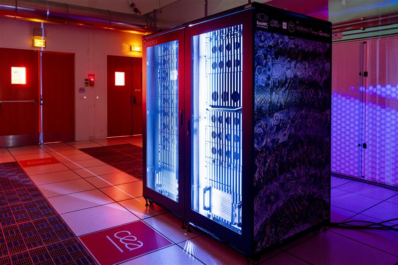 Lucy, l’ordinateur quantique de Quandela qui brille désormais sur l’Europe