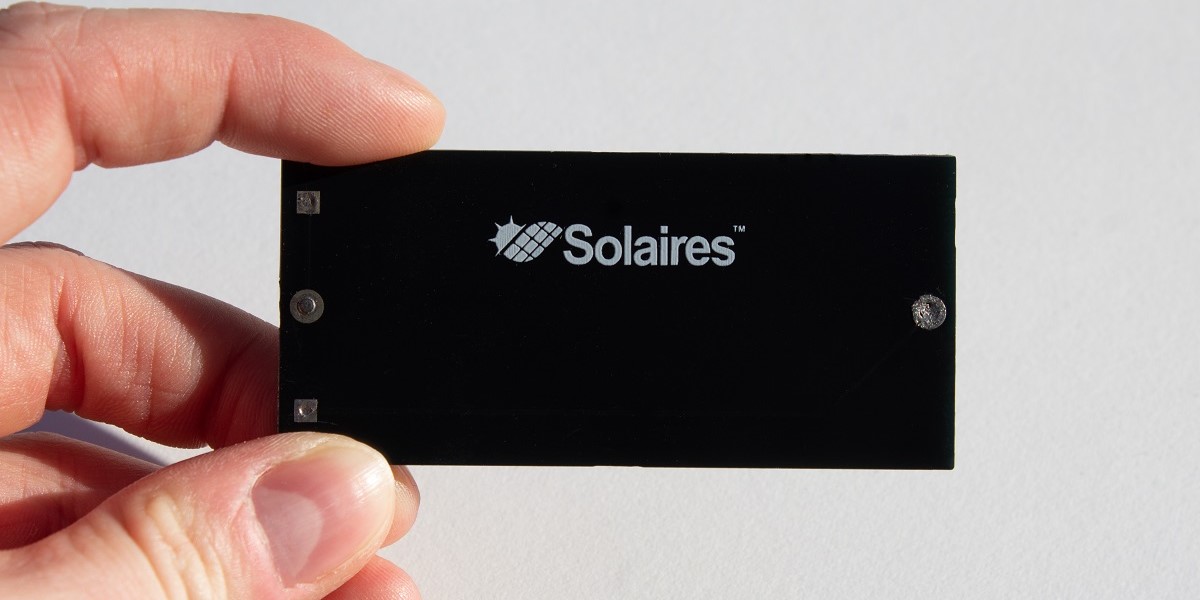 Solaires Entreprises livre ses premiers modules photovoltaïques en pérovskite pour usage intérieur à son premier client