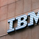 Licenciements massifs chez IBM : le groupe accélère sa transformation vers l’intelligence artificielle
