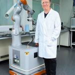 Robots promise to take the grunt work out of laboratory experiments