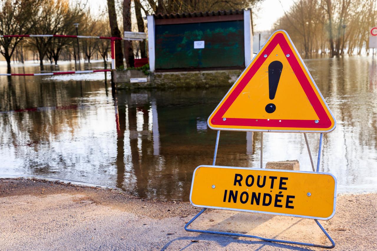 Canicules, sécheresse, inondations : ces villes françaises menacées de devenir invivables
