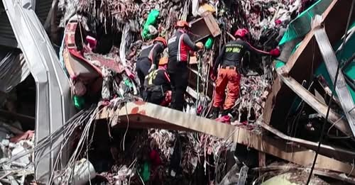 « J&rsquo;ai vu une lumière et j&rsquo;ai continué vers elle » : au moins sept morts dans l&rsquo;éboulement d&rsquo;une gigantesque décharge aux Philippines