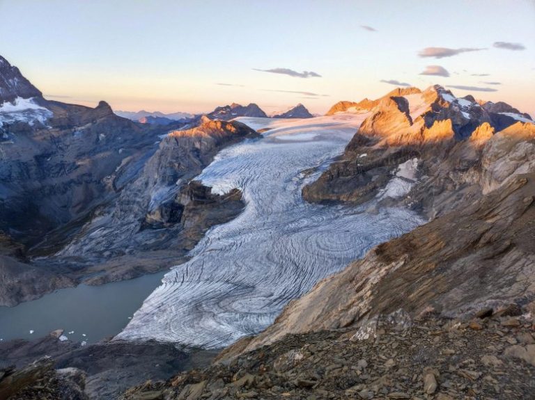 Switzerland Just Lost 3% of Its Glacier Ice in a Year As the Alps Heat Up