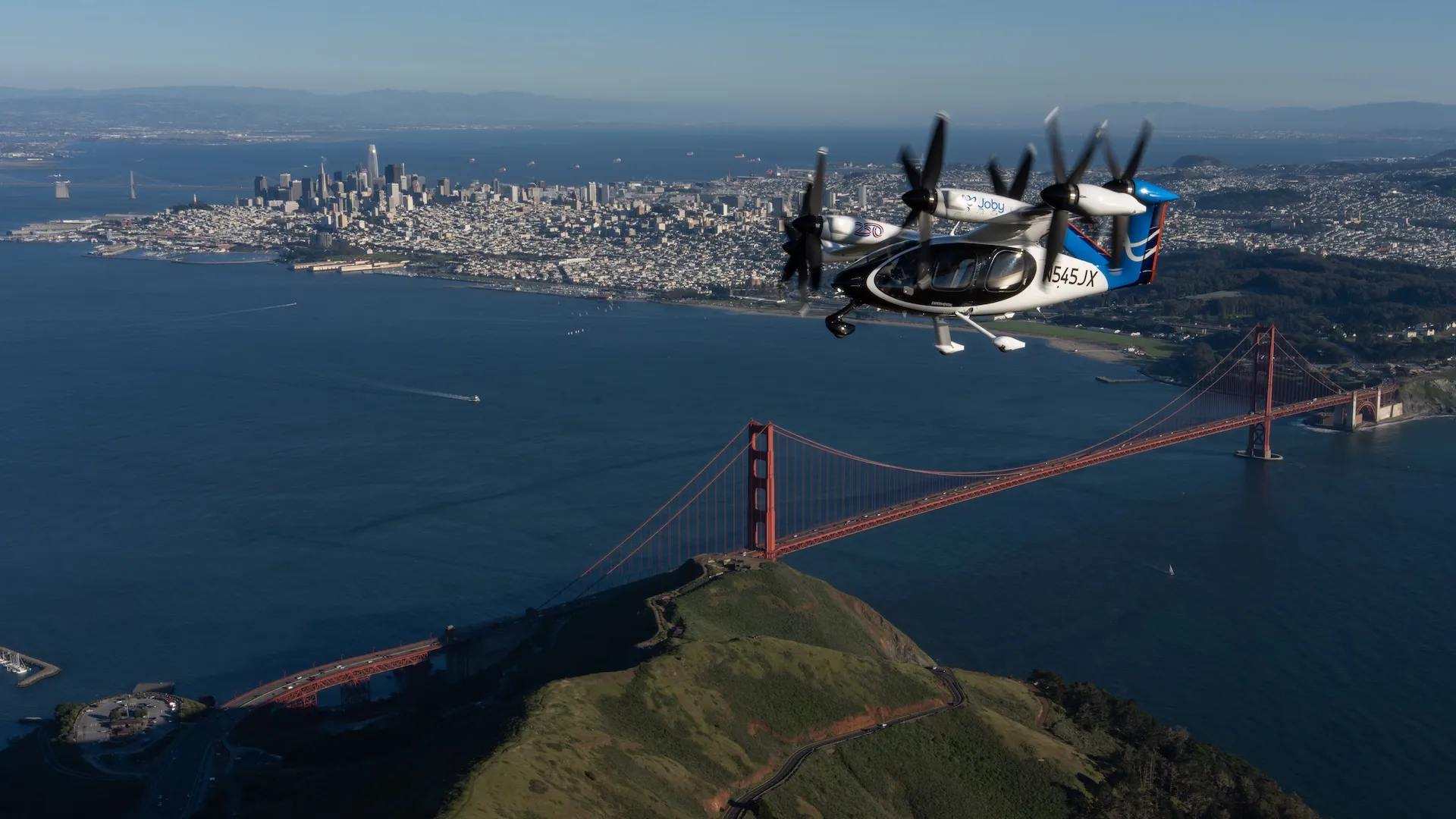 US: Electric air taxi flies over San Francisco in major demonstration