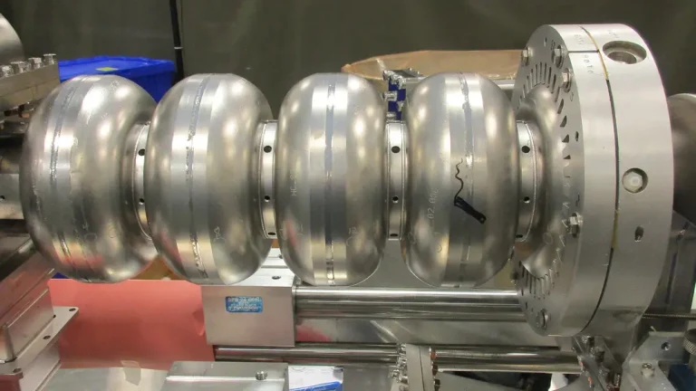 US particle accelerators turn nuclear waste into electricity, cut radioactive life by 99.7%