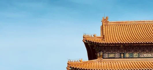 En Chine, l&rsquo;équivalent de « 20 terrains de football de panneaux solaires » installés par heure en 2025