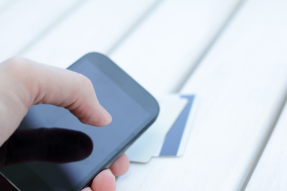 Après une arnaque bancaire, la justice décide que l’opérateur télécom doit payer