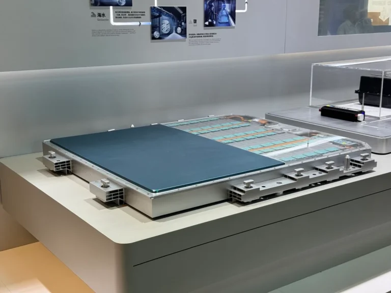 Batteries : l’Europe tient-elle enfin sa revanche sur la Chine grâce au sel et au charbon ?