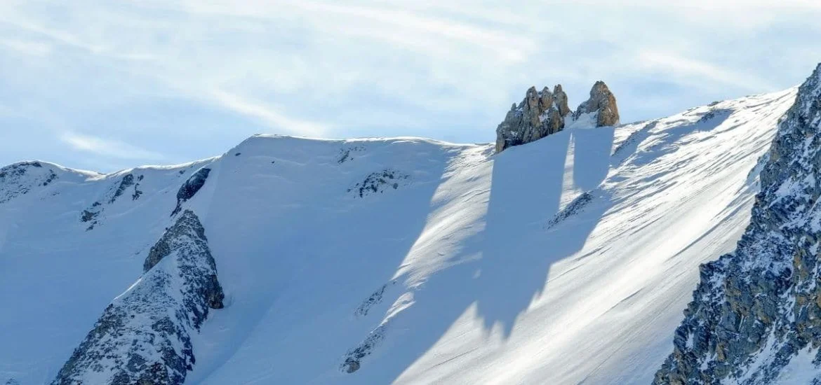 Microplastics found in snowfall from the Arctic to the Alps