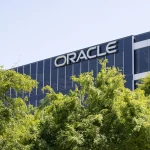Oracle : pourquoi le géant licencie 30 000 personnes malgré des bénéfices records