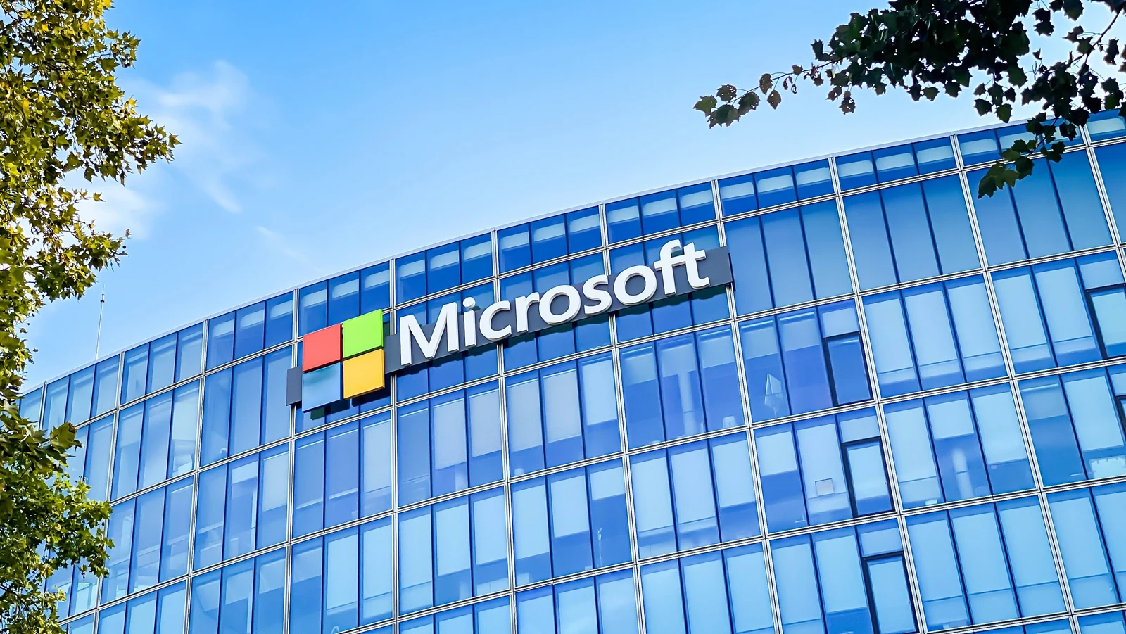 Pour la première fois en 51 ans, Microsoft propose un plan de départs volontaires à plus de 8 700 employés