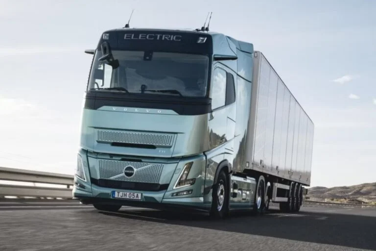 700 km d’autonomie : le Volvo FH Aero prouve que les camions électriques peuvent enfin traverser la France