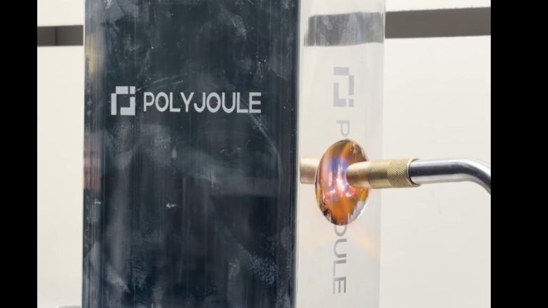 MIT-born battery refuses to catch fire under 3,600°F torch, promises 10,000 cycles