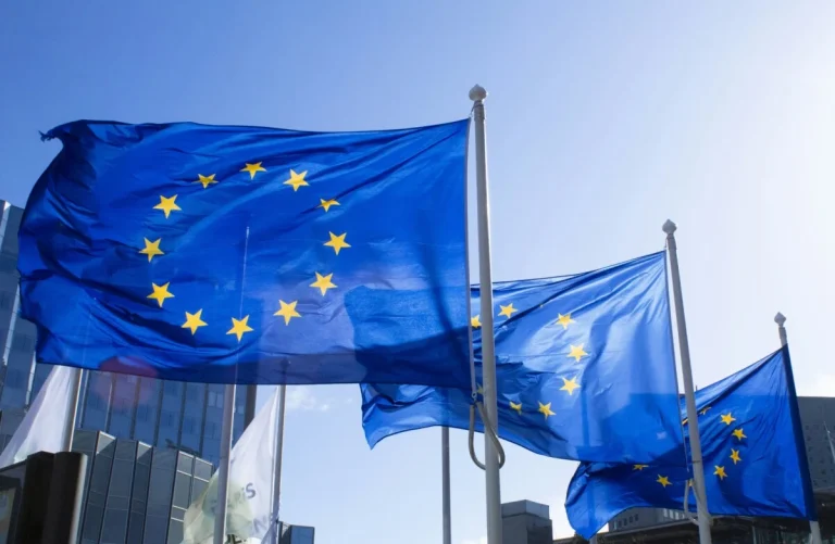 Cloud souverain : l’UE pourrait bannir Amazon, Google et Microsoft des données sensibles