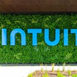 L’éditeur de logiciels Intuit va licencier plus de 3 000 employés pour se recentrer sur l’IA