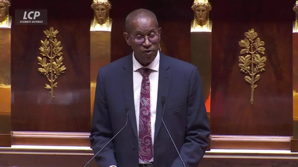 Esclavage : les députés votent à l&rsquo;unanimité l&rsquo;abrogation du « Code noir »
