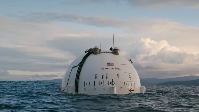 L&rsquo;IA au large : Panthalassa lève 140 millions de dollars pour des data centers alimentés par les vagues